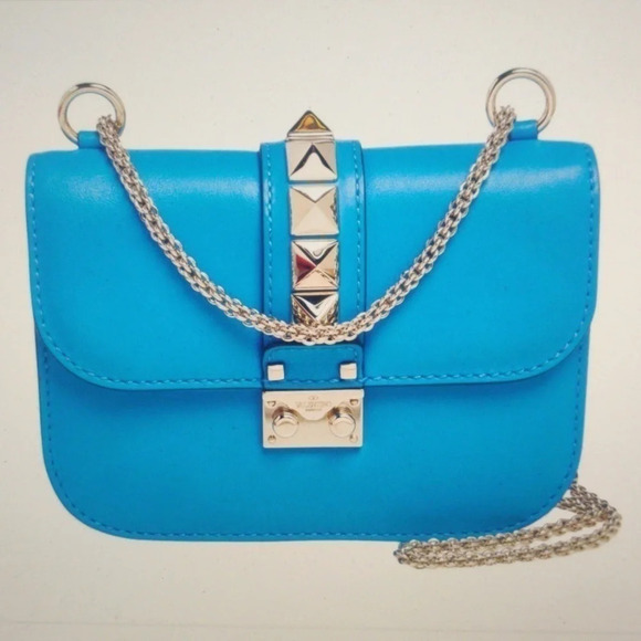 Valentino Rock Stud Aqua Leather Shoulder Bag ✨️host pick✨️ Size M - Picture 8 of 11